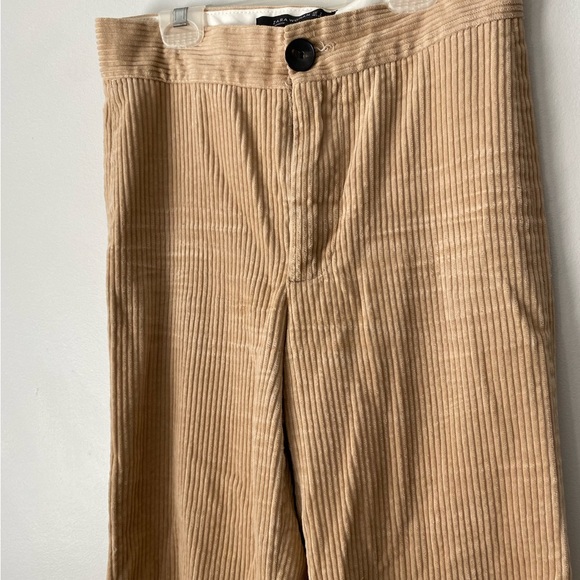 Zara cropped corduroy pants. Tan colour. Size small. - Picture 3 of 6